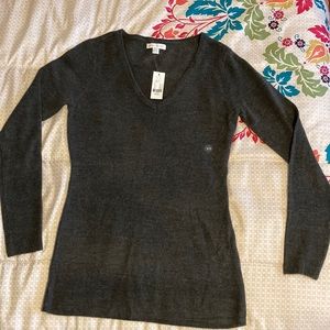 New York & Co Dark Gray Lightweight V Neck Long Sleeve Sweater Top NWT Size XS